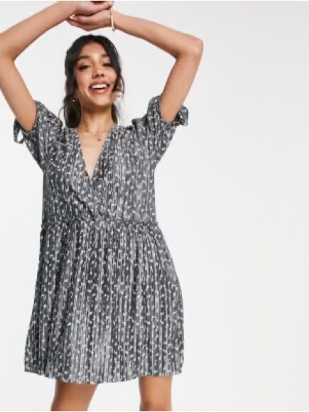 V-Neck tie puff Sleeve pleated floral Mini Dress